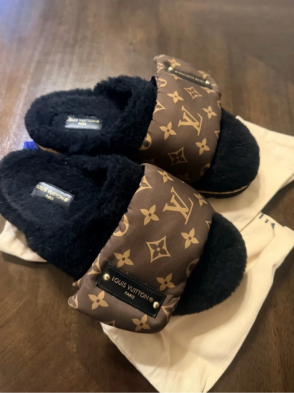 Louis Vuitton Brown/black Monogram pool pillow comfort Shearling mules 37 EUC